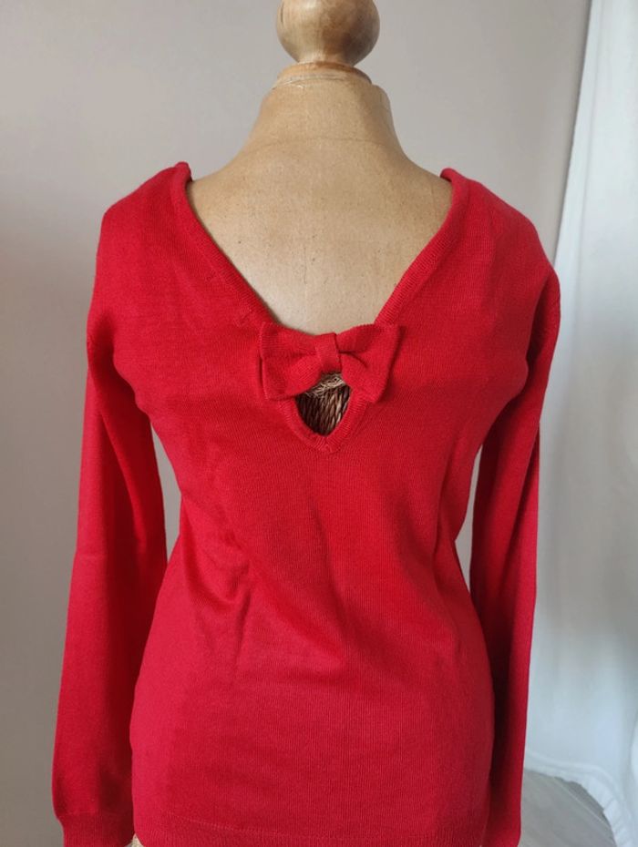 Pull rouge - photo numéro 2