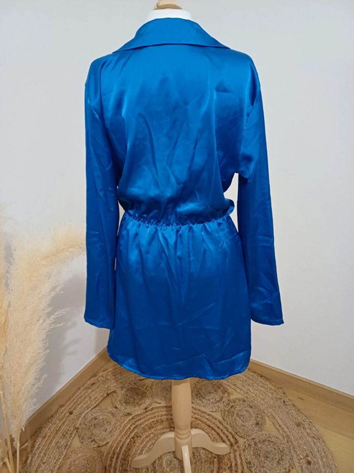Robe bleue satinée cache-coeur Most Wanted taille XS 34 - photo numéro 6