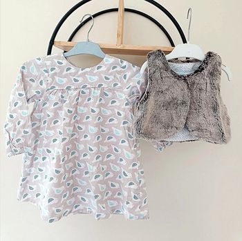 18 mois ensemble obaibi Okaïdi robe et gilet sans manche