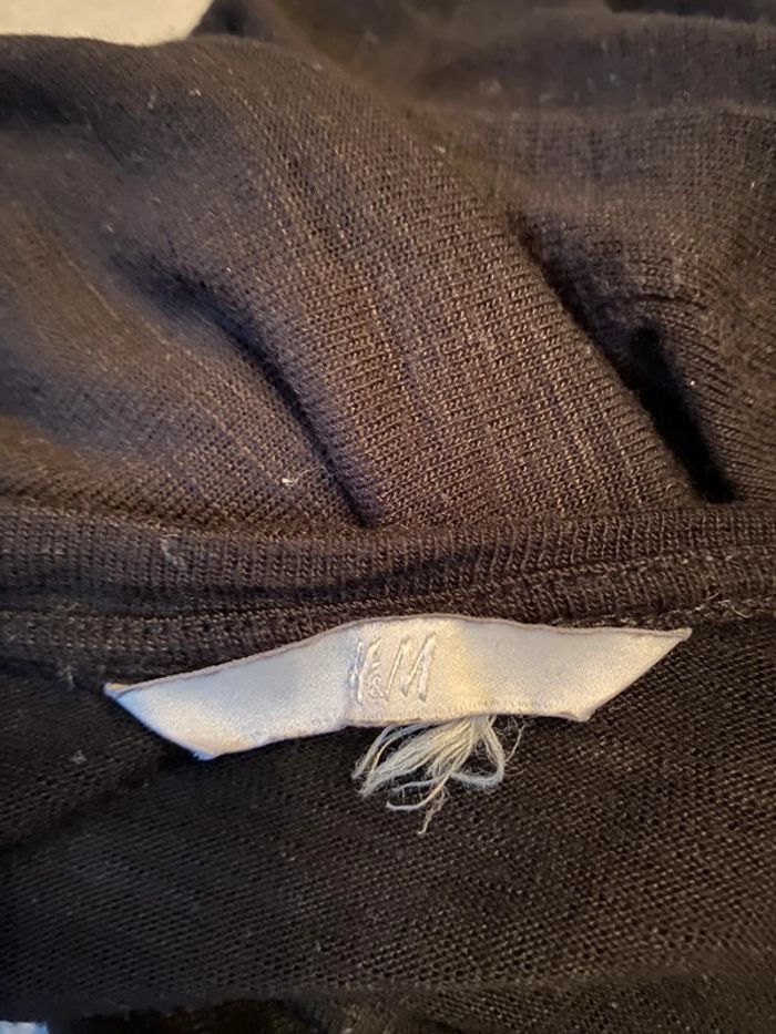 T-shirt noir stretch H&M 🌸 taille M - photo numéro 6