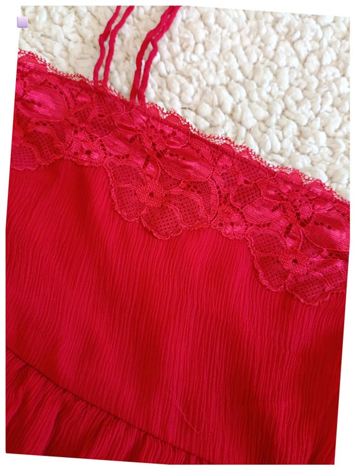 Top rouge SOIE 100% Verchant sexy mignon - photo numéro 2