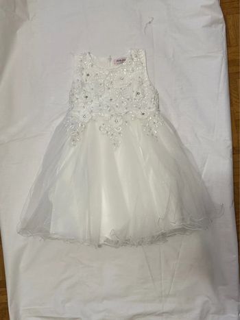 Robe festive blanche