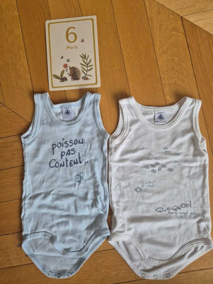 2 bodies sans manches