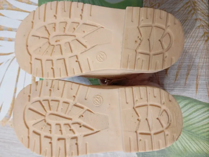Chaussures fille pointure 22 - photo numéro 6