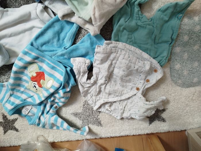 Lot vêtements naissance - photo numéro 5