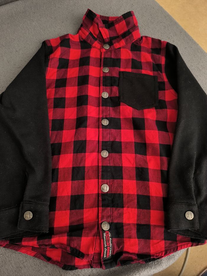Chemise rouge