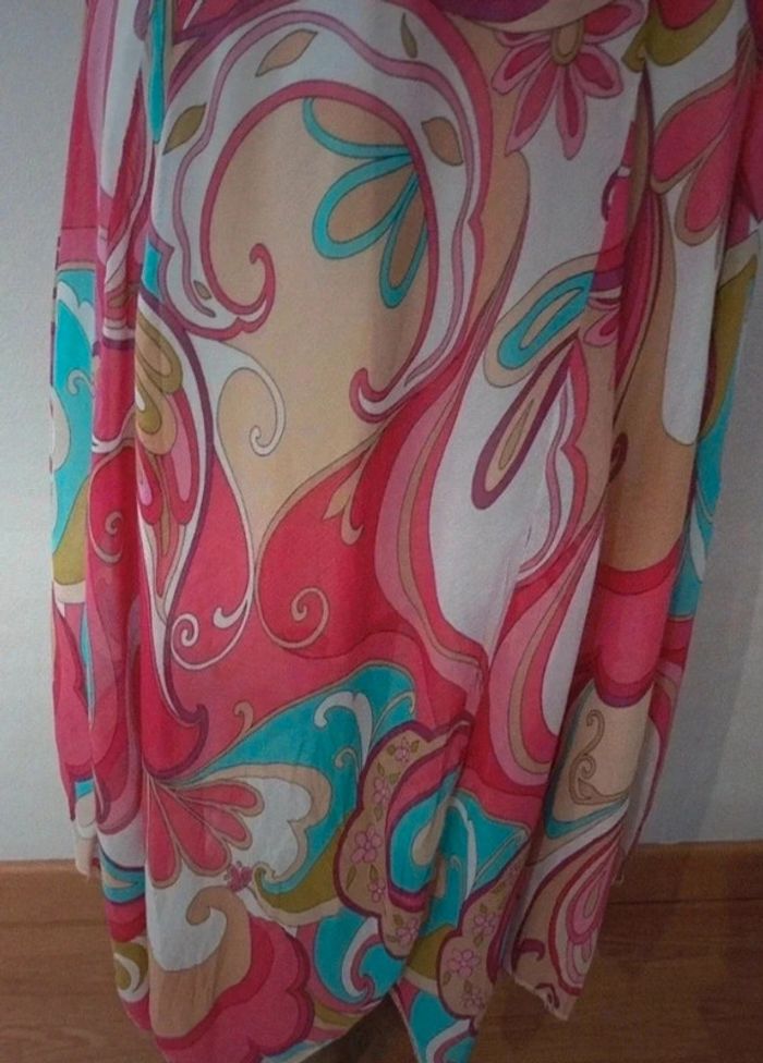 Magnifique robe avec dentelle - photo numéro 5