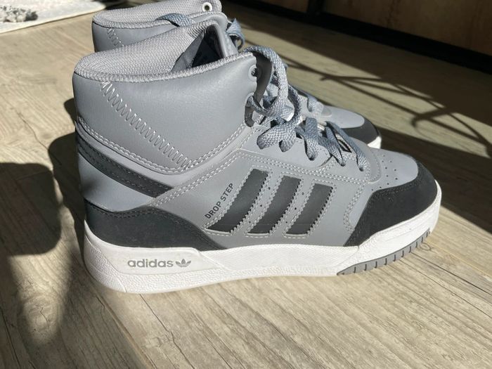Baskets Adidas Drop Step J grise et noire - photo numéro 4