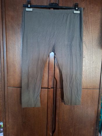 Legging court taille 2 kaki