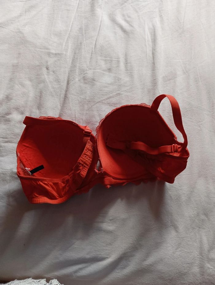 Soutien-gorge - photo numéro 3