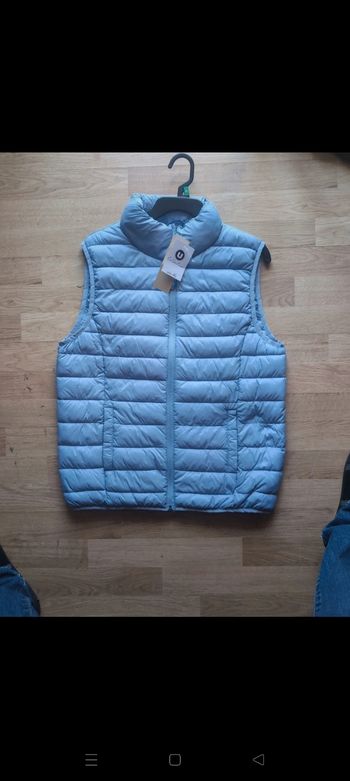 Doudoune manche courte taille 40 neuf