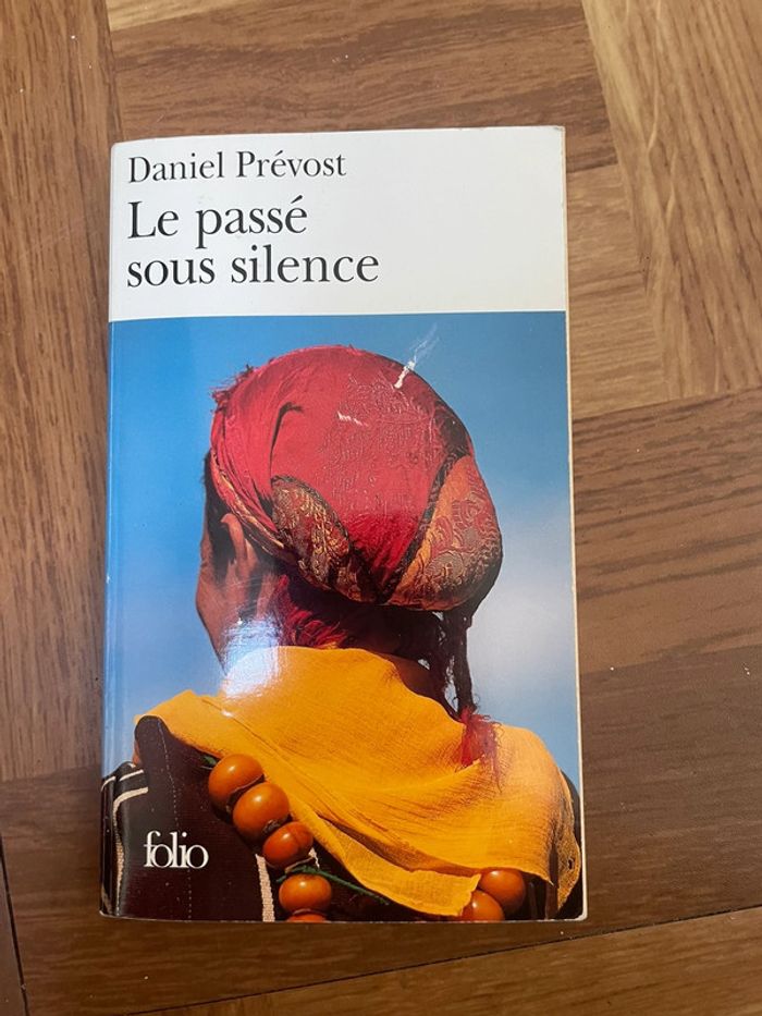 Le passé sous silence
