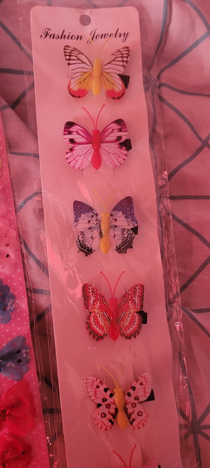 Pinces / barrettes à cheveux fille - photo numéro 2