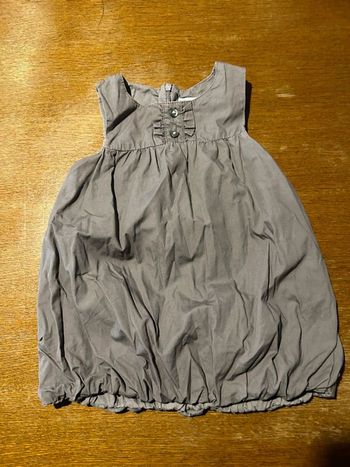 Robe bouffante grise