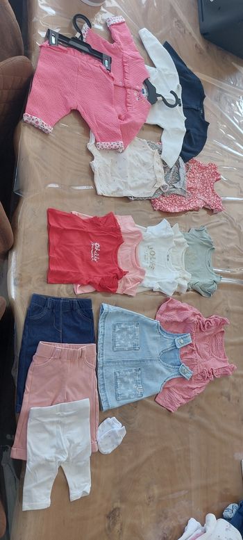 Lot vêtements 1 mois
