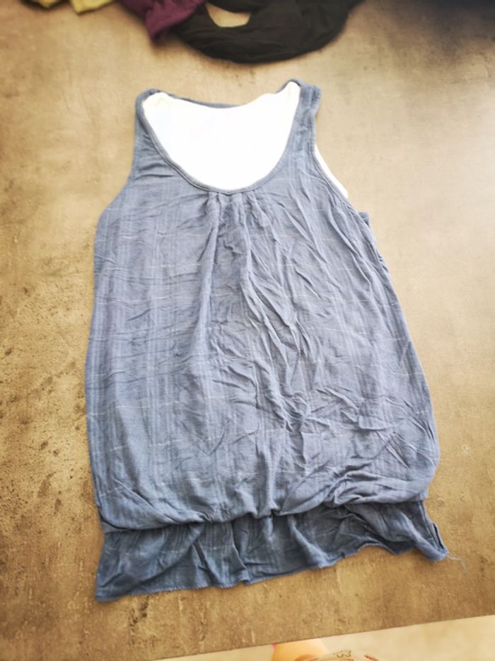 Debardeur bon état - photo numéro 2