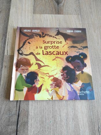 Livre : La surprise de la grotte de Lascaux
