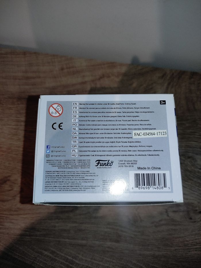 Pop funko venom bleu marvel #23 - photo numéro 6