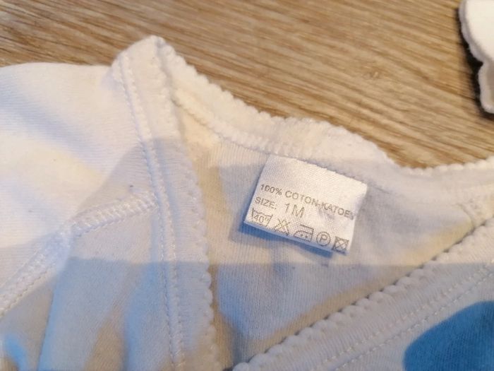 Lot bodys blancs - photo numéro 5