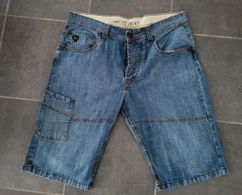 Un bermuda homme taille 46