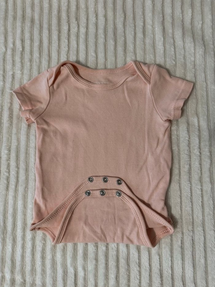 Lot de Bodies - manches longues- blanc, rose - In Extenso - 6 mois - excellent état - photo numéro 7