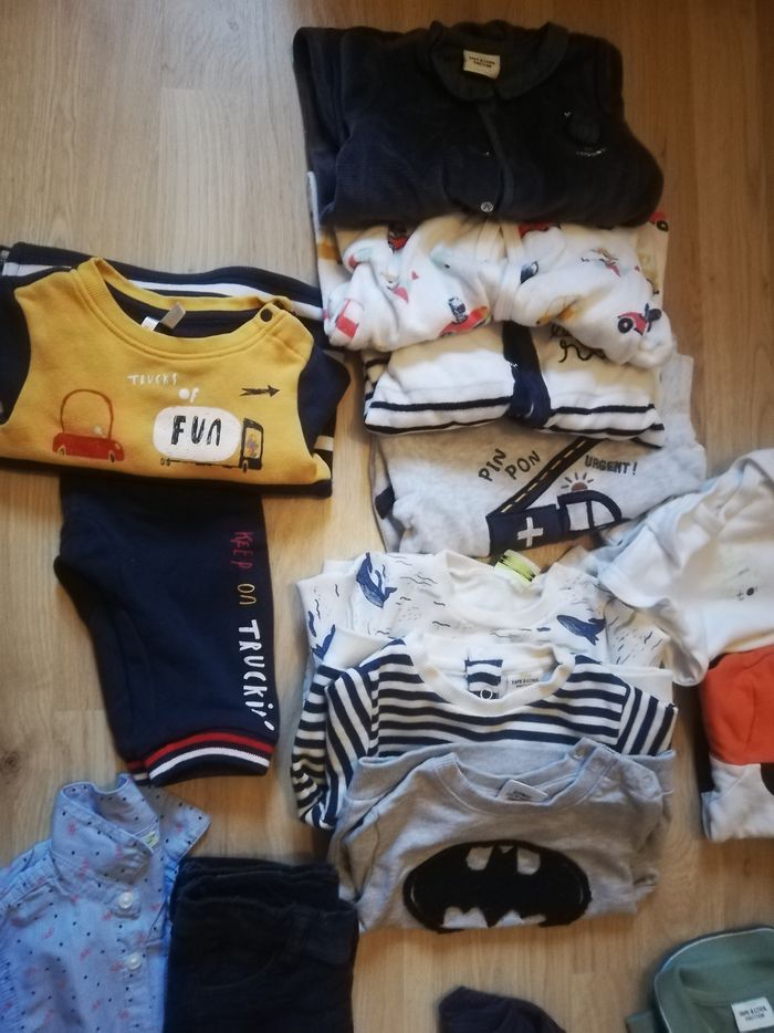 Lot vêtements 9 mois - photo numéro 3