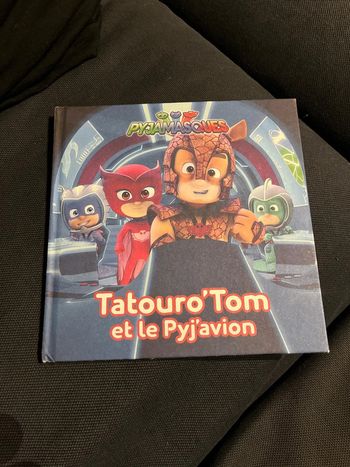 Livre pour enfants hasbro Burger King pyjamasques tatouro’Tom et le pyj’avion