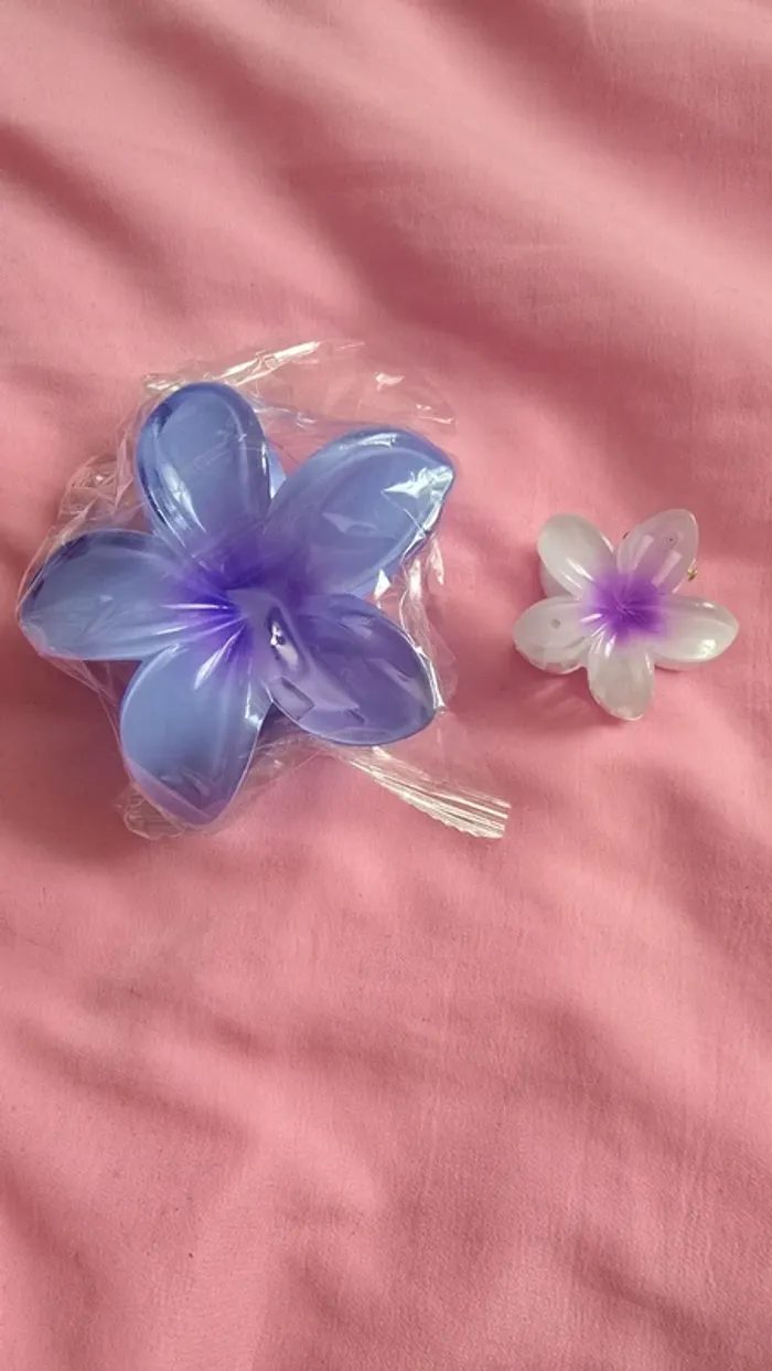 Lot pince a cheveux fleurs d'hibiscus neuf - photo numéro 2
