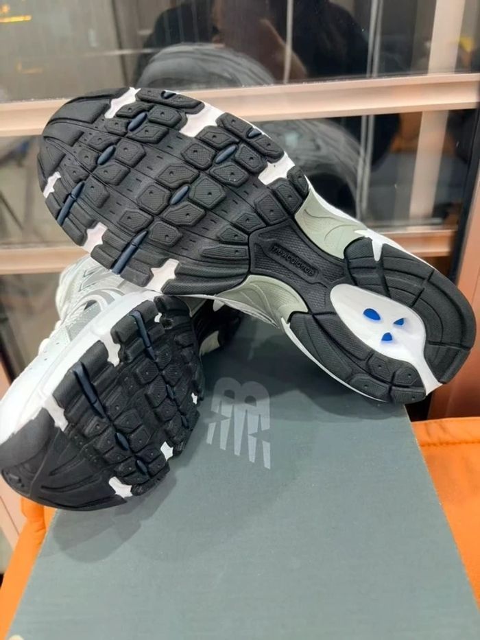 New Balance 530 Taille 40 - photo numéro 5