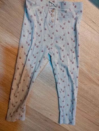 Legging cottelé pomme T36 mois kiabi