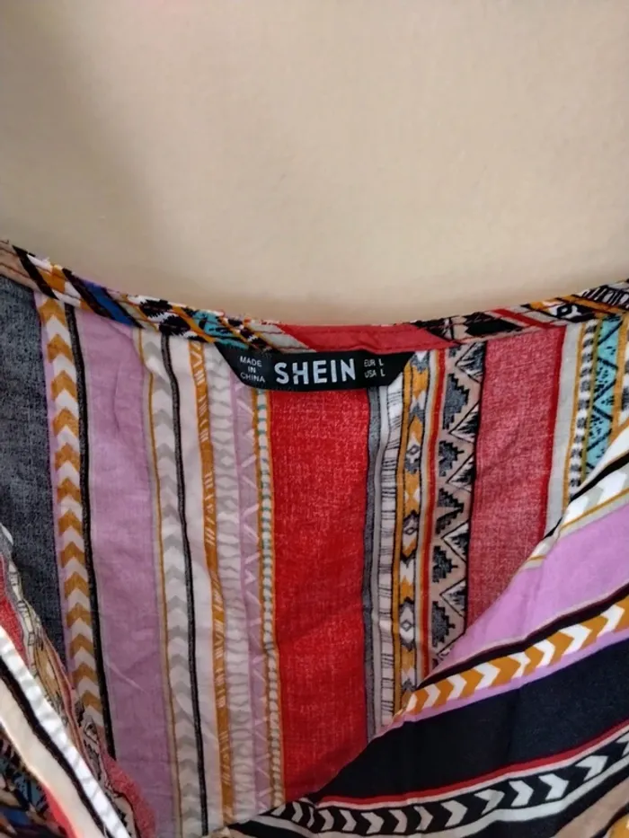Crop top a bretelles Marque shein (A99) - photo numéro 2