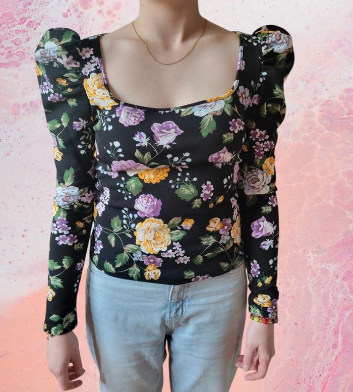 Joli haut noir fleuri femme shein taille L