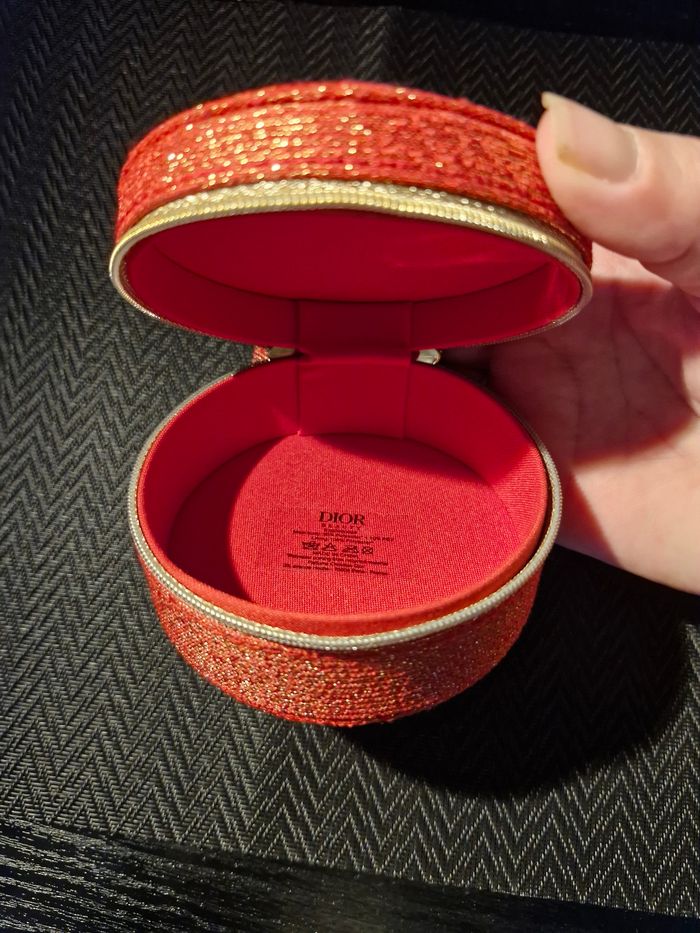 Trousse Dior rouge et doré - photo numéro 3