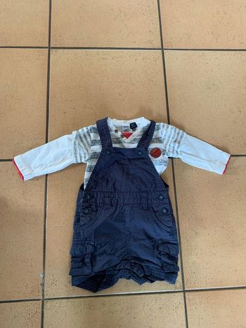 Lot salopette + t shirt bébé 6 mois