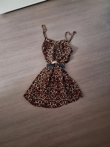 Robe motif leopard