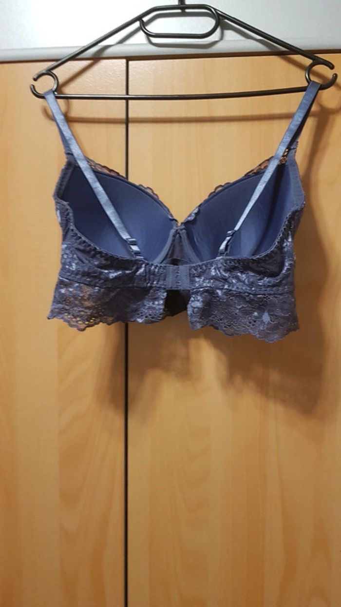 Soutien gorge - photo numéro 3