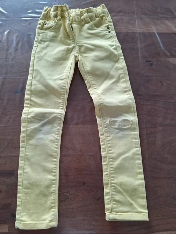 Pantalon jaune Vertbaudet 6 ans