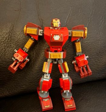 LEGO Marvel  iron man Super Heroes (référence 76203)