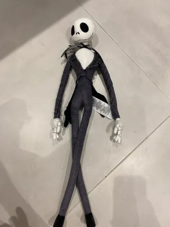 Peluche disney park jack skellington
