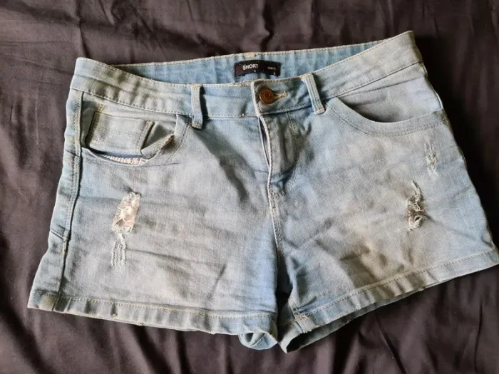 Short Jeans