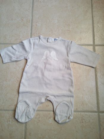 Pyjama crème 1 mois