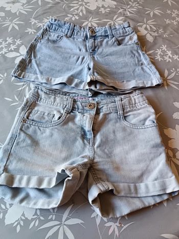 Deux shorts Gémo et Okaïdi