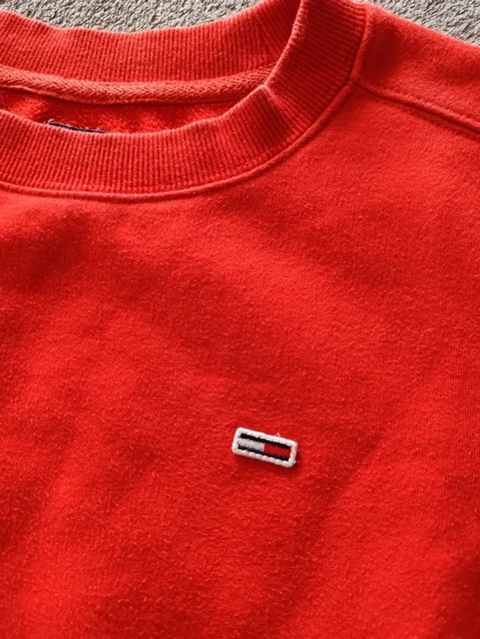Tommy Jeans Sweat Femme S – Crewneck Rouge Logo - photo numéro 2