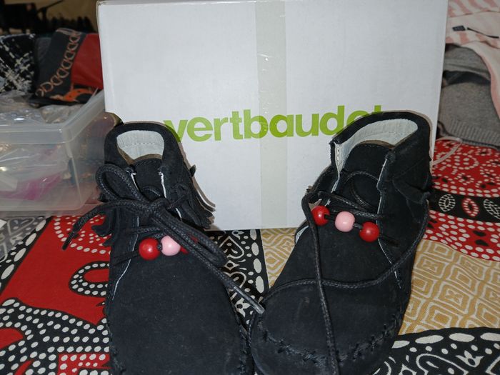 Botillons fille neufs pointure 24 - photo numéro 2