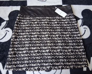 Jupe neuve Taille 38