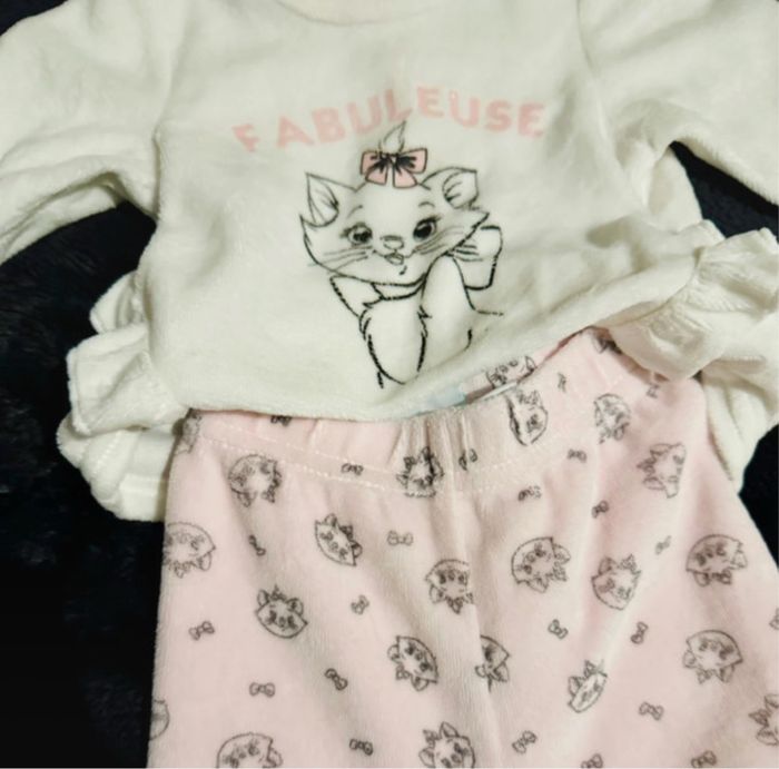 Lot 5 pyjamas fille Disney hiver 3 mois excellent état - photo numéro 5