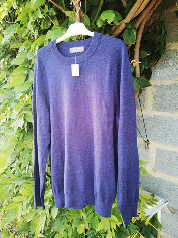 A996 - pull bleu taille M
