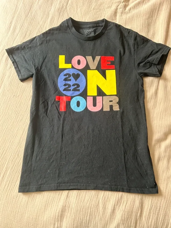 Harry Styles merch love on tour 2022 - photo numéro 2