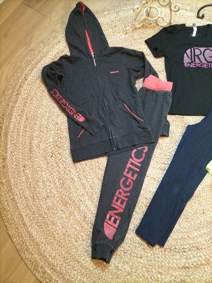 Lot vêtements sport - photo numéro 2