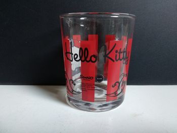 Verre Hello Kitty neuf